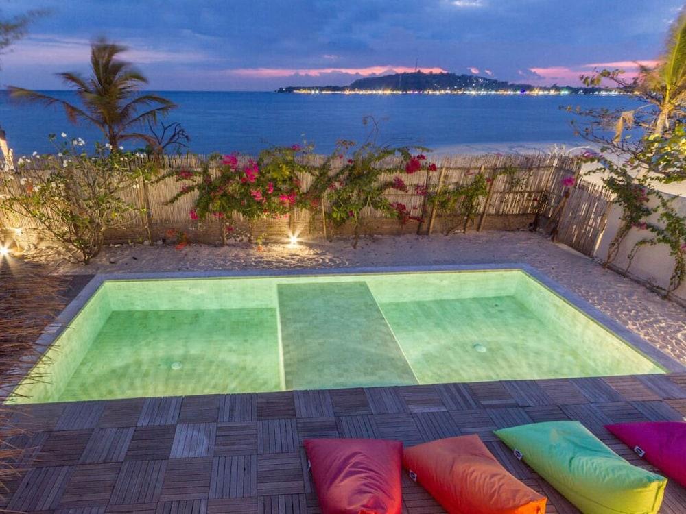 Avia Villa Resort Gili Meno Dış mekan fotoğraf